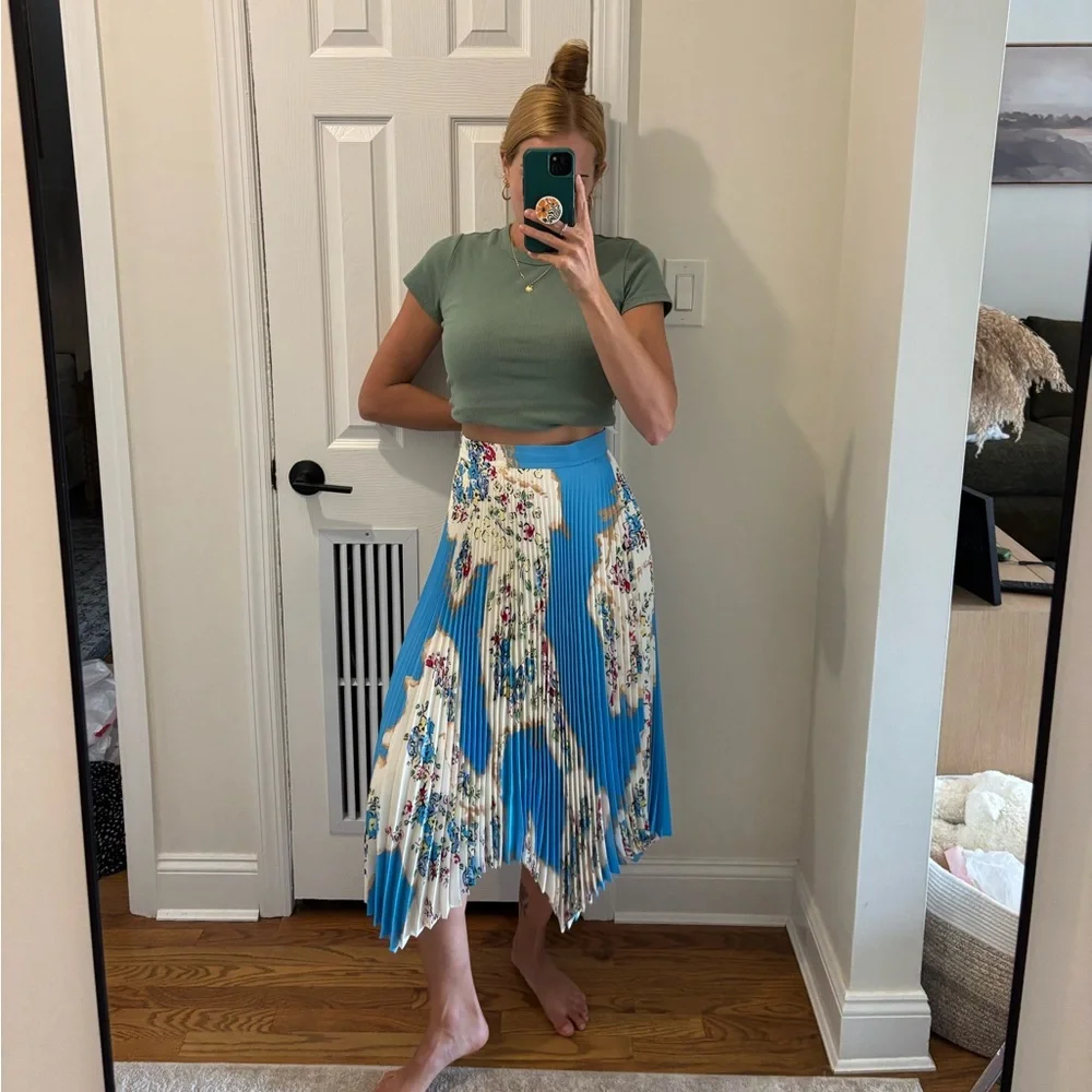 Tory Burch Sunburst Pleated Midi skirt in blue